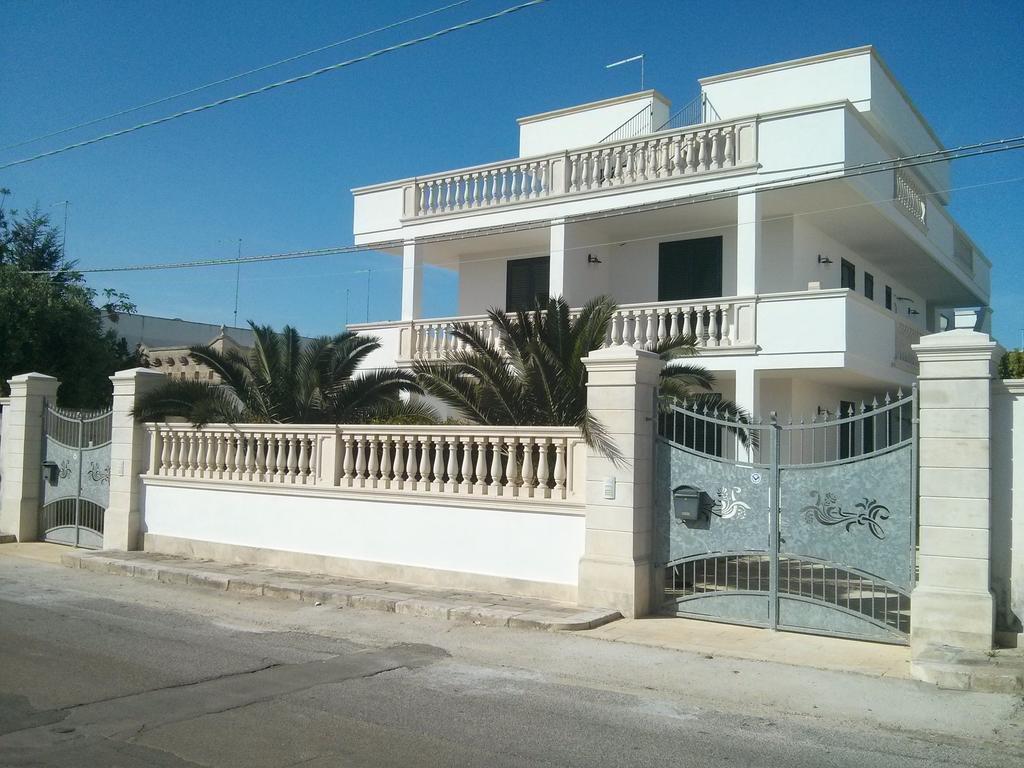 Dimora Liccisa Apartment Torre Lapillo Exterior foto