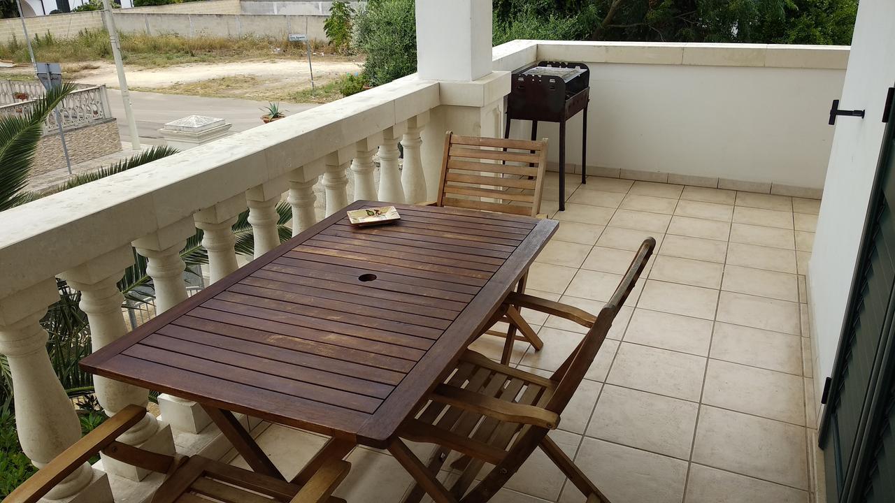 Dimora Liccisa Apartment Torre Lapillo Exterior foto